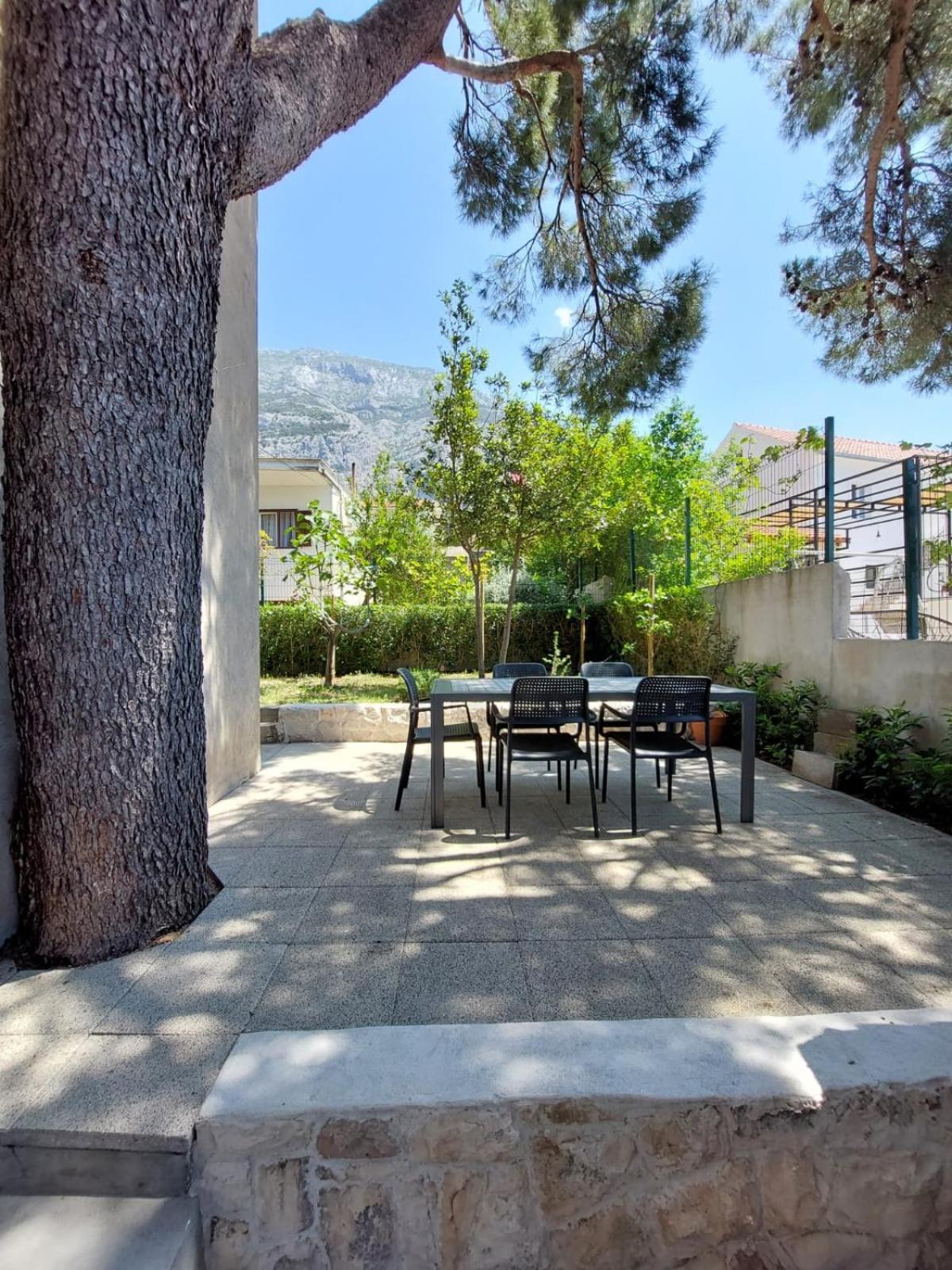 Apartment 17 Pines
