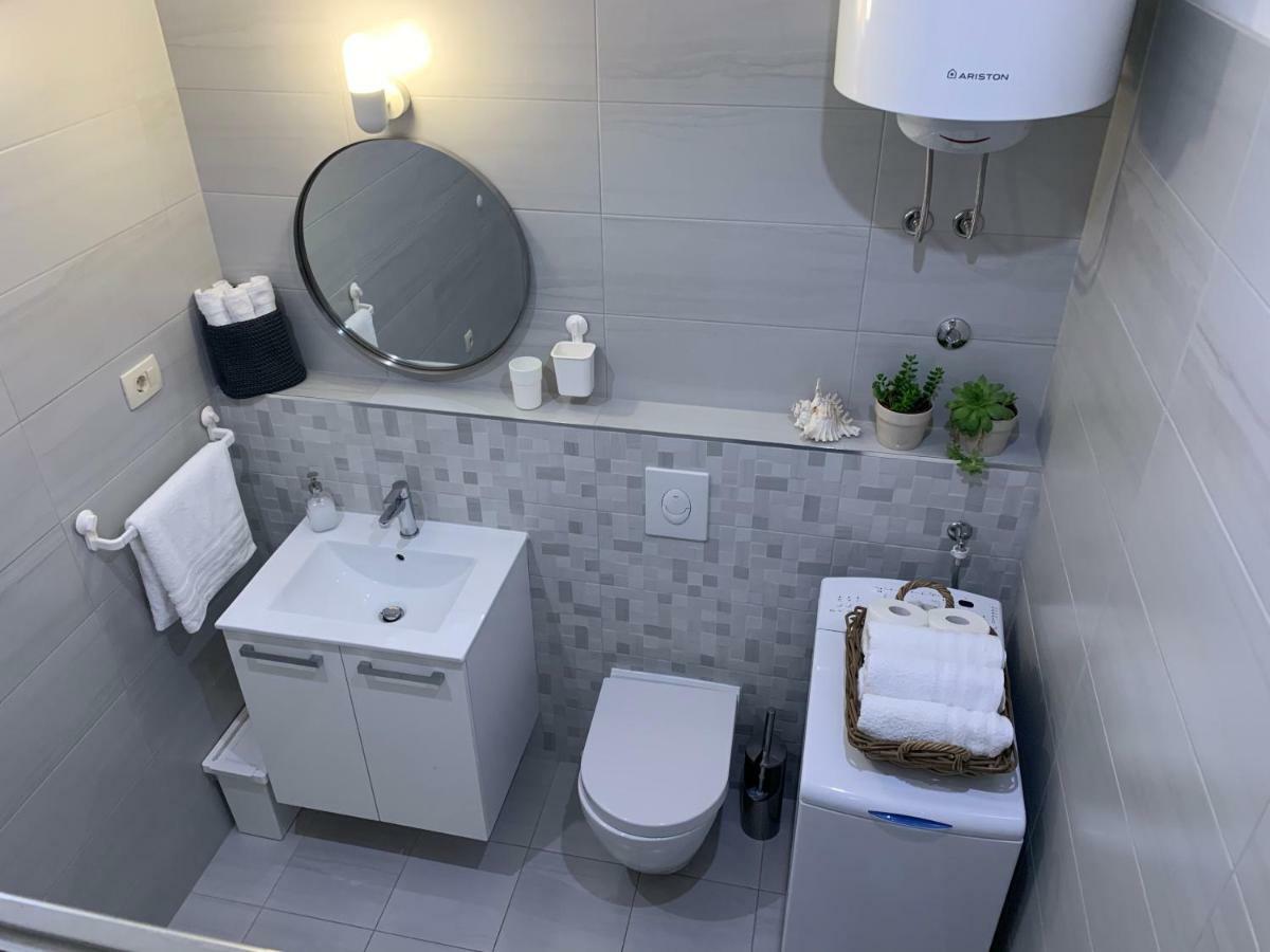 17 Pines * Makarska