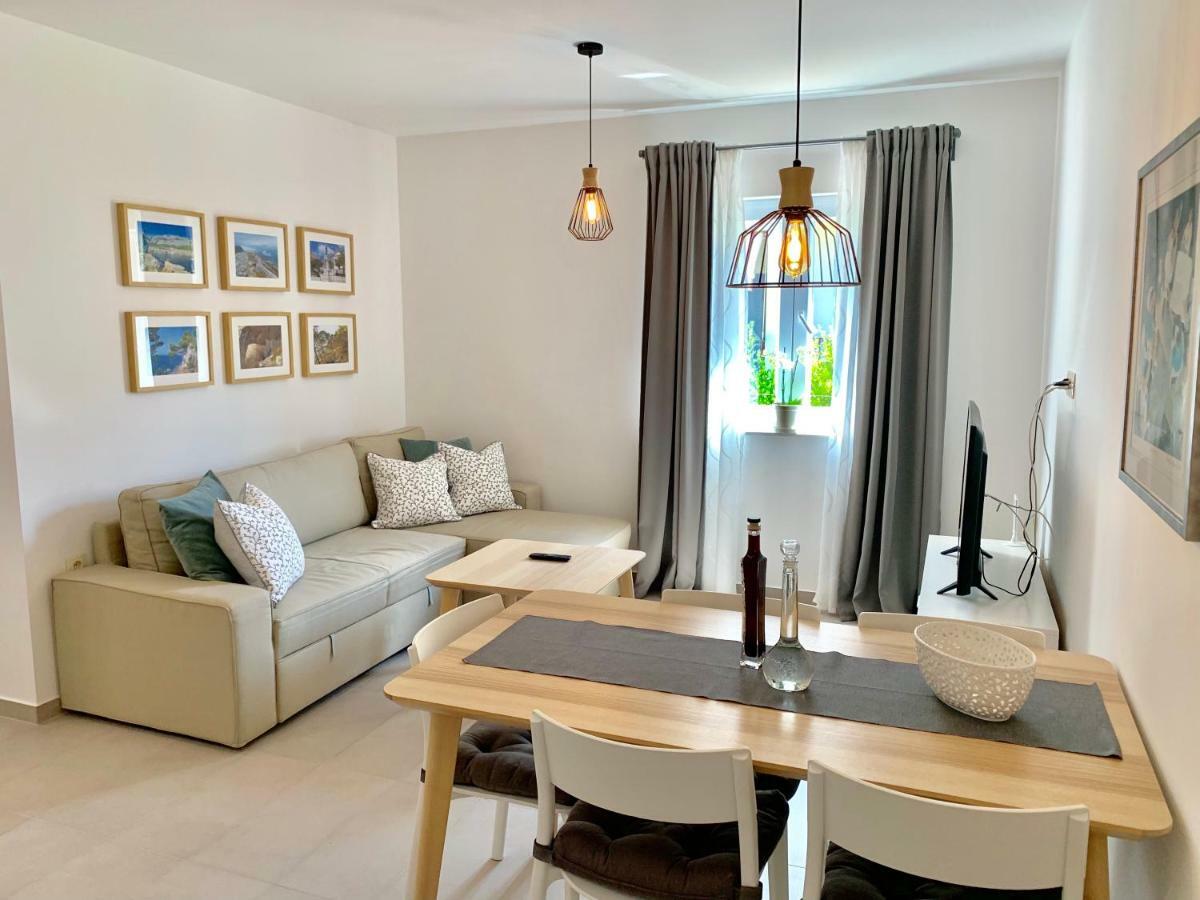 Apartment 17 Pines Makarska